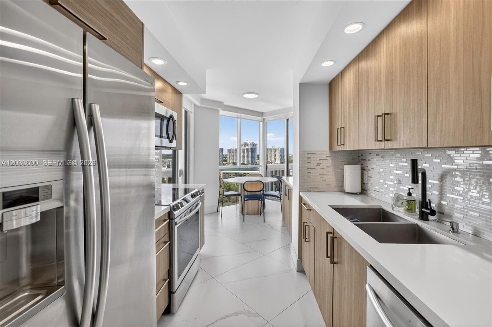 1000 Island Blvd # 1410, Aventura FL 33160 — 10