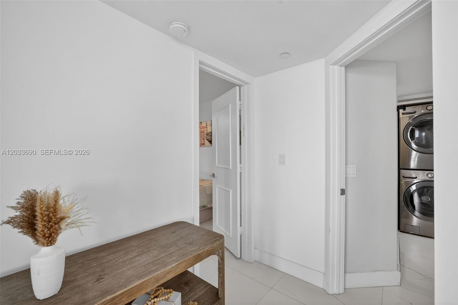 1000 Island Blvd # 1410, Aventura FL 33160 — 40