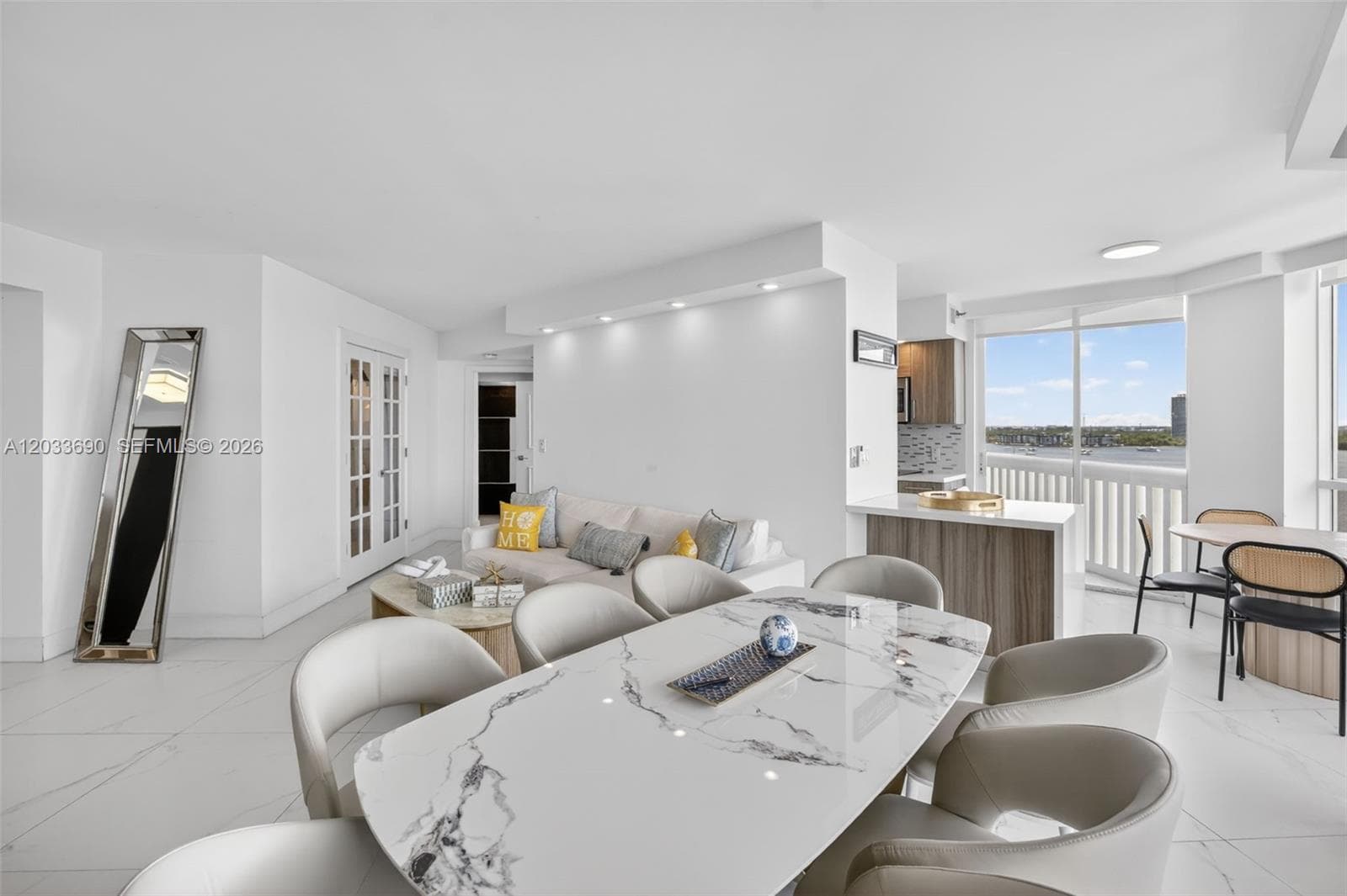1000 Island Blvd # 1410, Aventura FL 33160 — 4