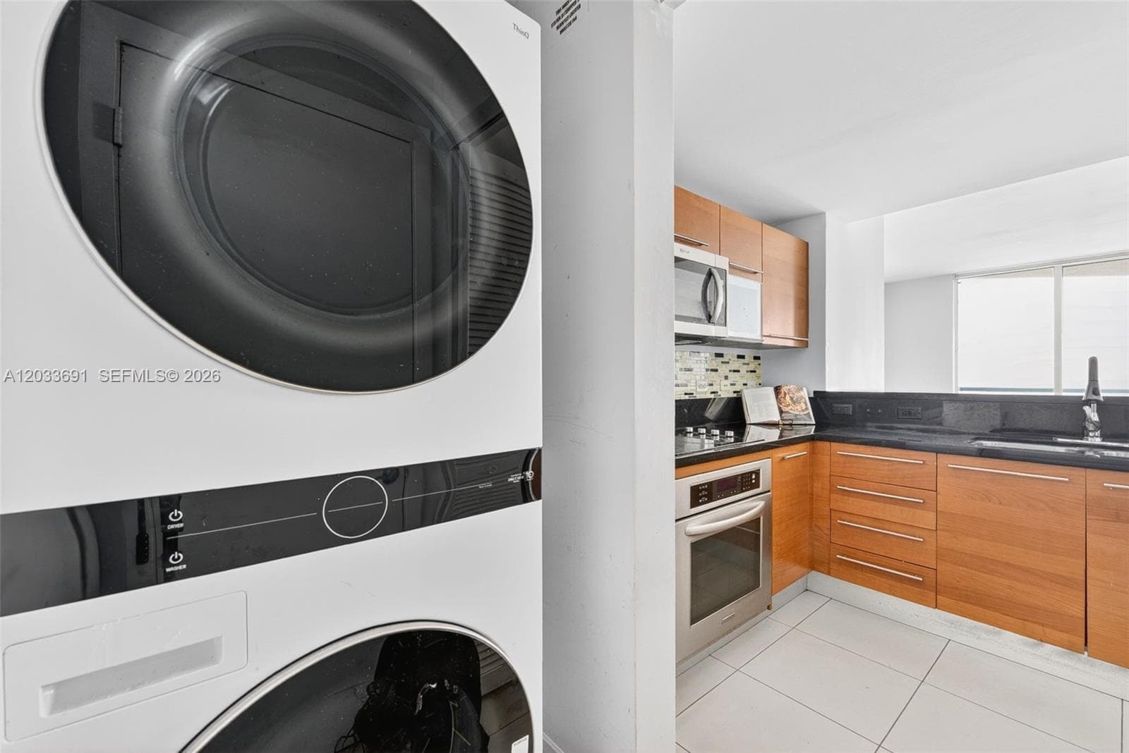 244 Biscayne Blvd # 3702, Miami FL 33132 — 13