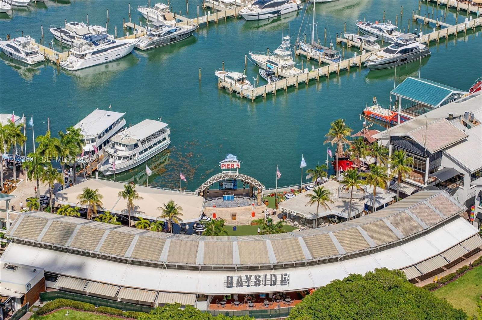 244 Biscayne Blvd # 3702, Miami FL 33132 — 16