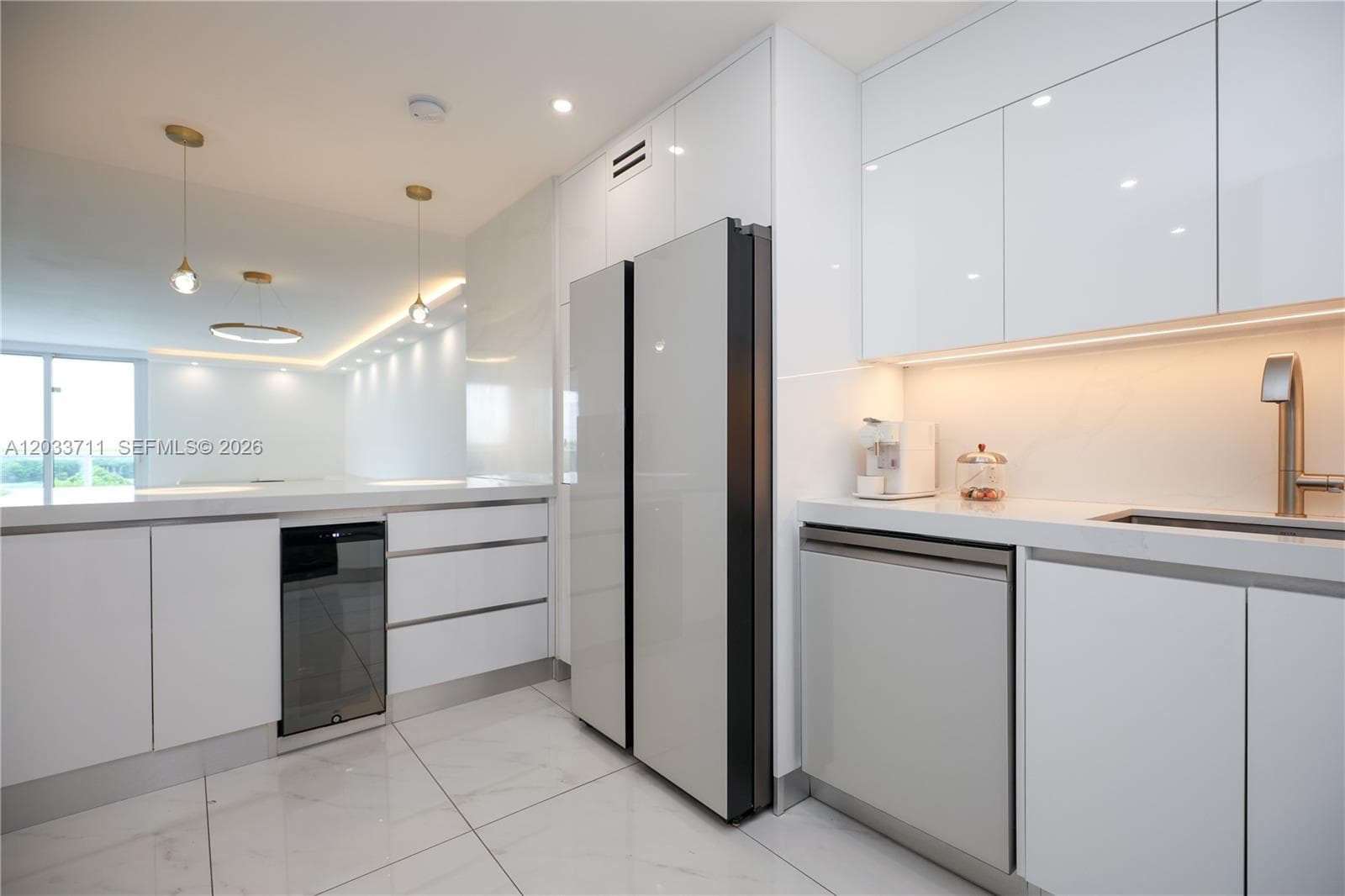 100 Bayview Dr # 527, Sunny Isles Beach FL 33160 — 23