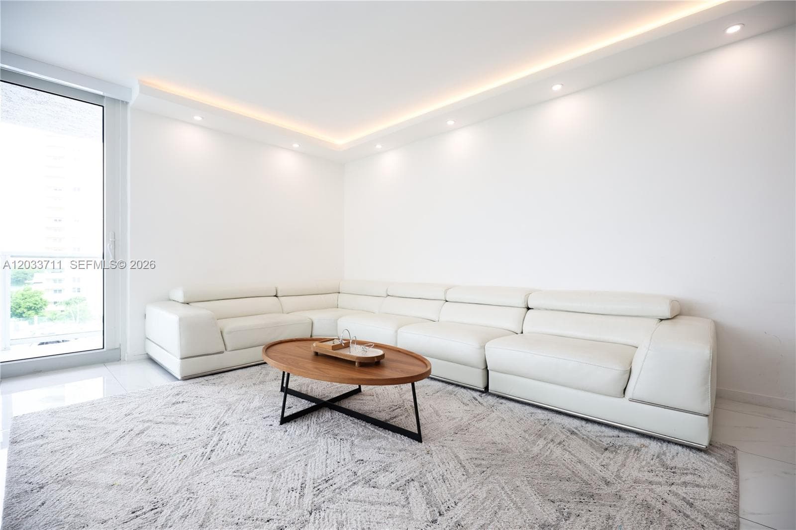 100 Bayview Dr # 527, Sunny Isles Beach FL 33160 — 27