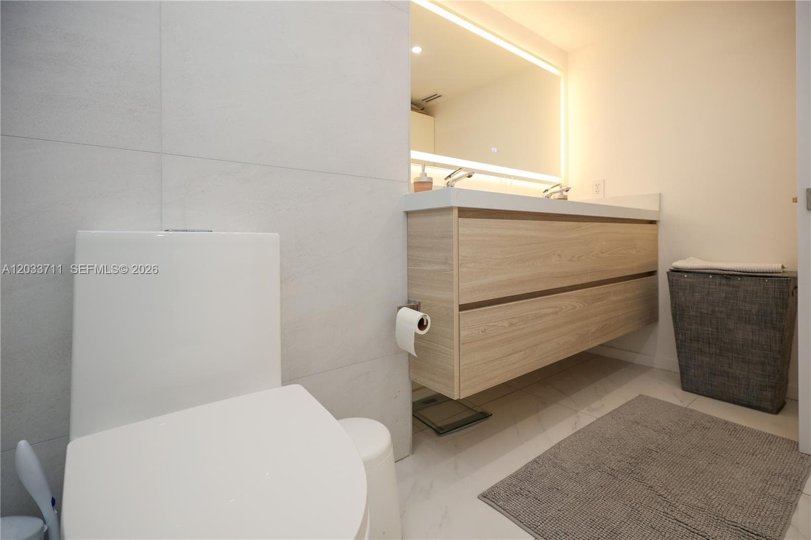 100 Bayview Dr # 527, Sunny Isles Beach FL 33160 — 56
