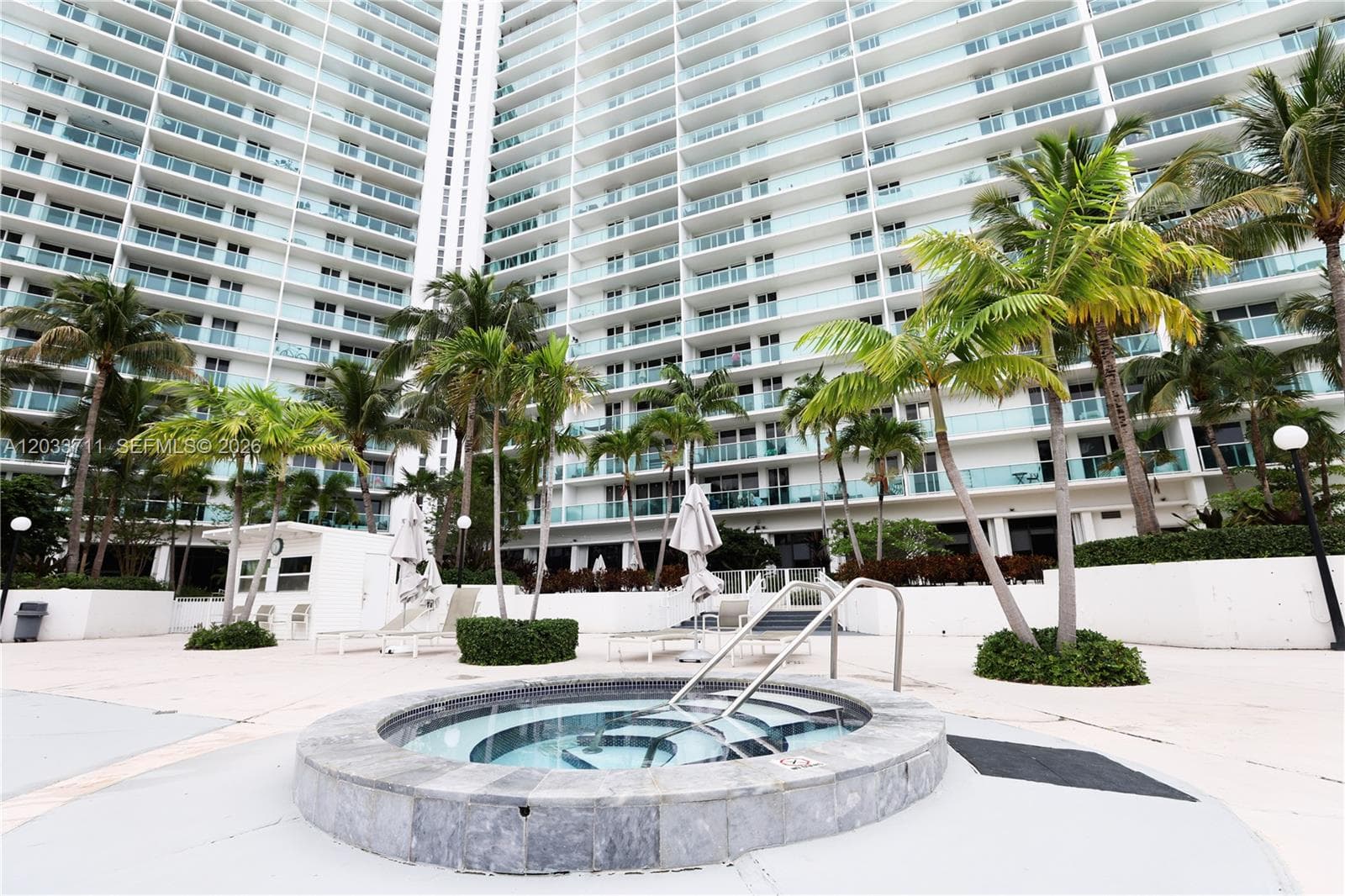 100 Bayview Dr # 527, Sunny Isles Beach FL 33160 — 77