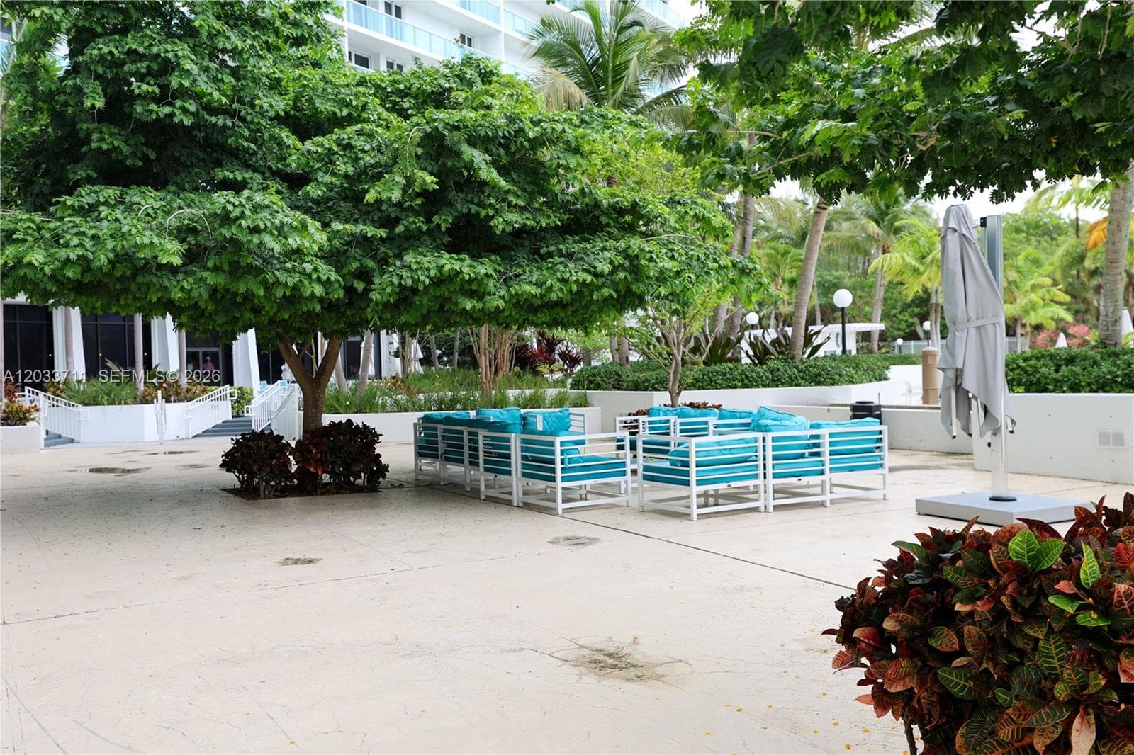 100 Bayview Dr # 527, Sunny Isles Beach FL 33160 — 94