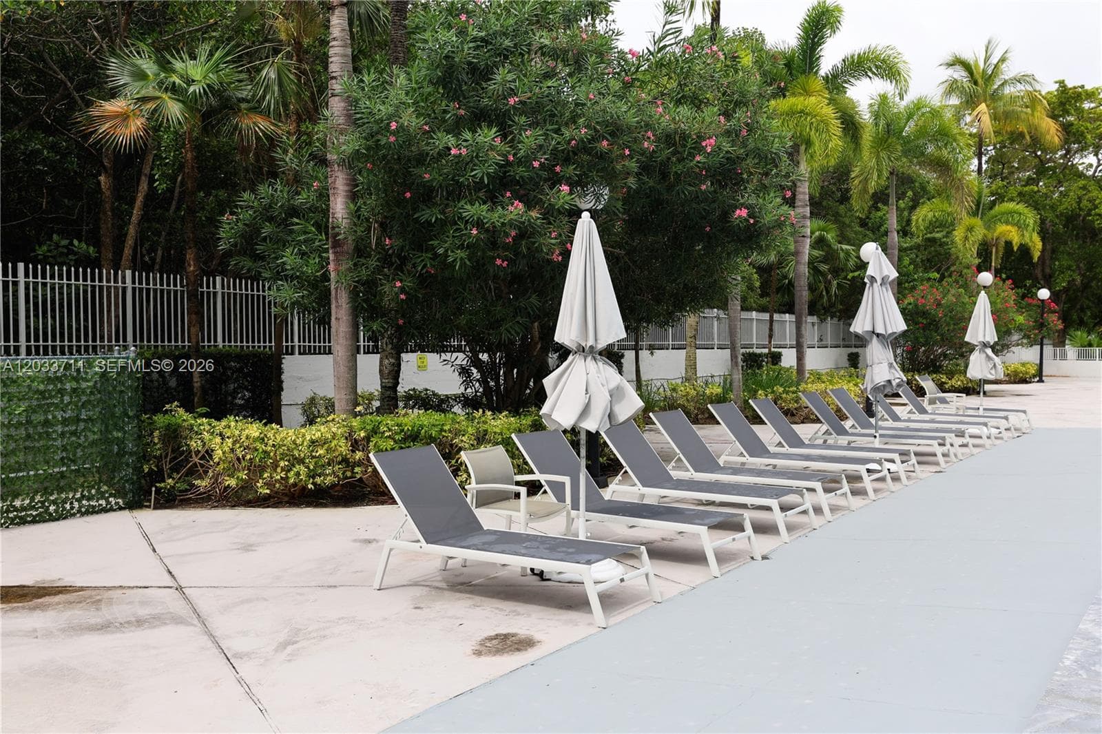 100 Bayview Dr # 527, Sunny Isles Beach FL 33160 — 80
