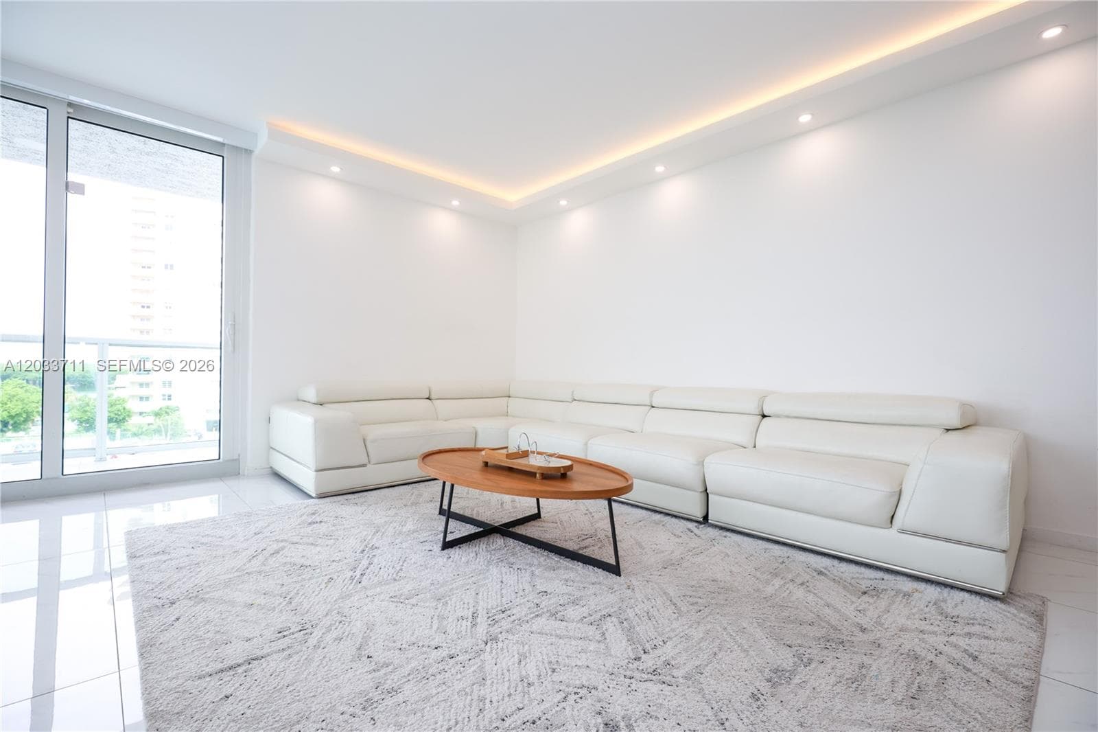 100 Bayview Dr # 527, Sunny Isles Beach FL 33160 — 28