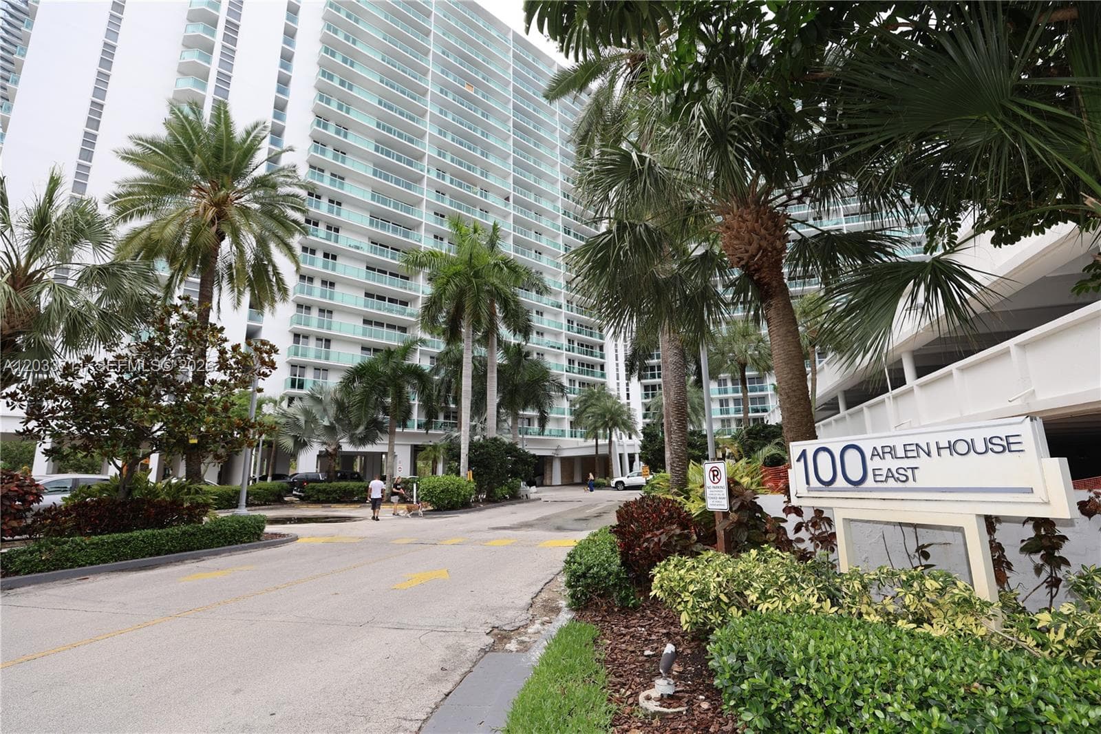 100 Bayview Dr # 527, Sunny Isles Beach FL 33160 — 5