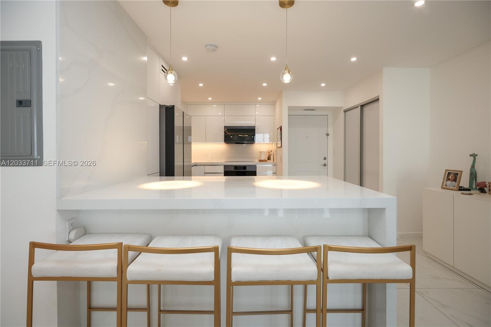 100 Bayview Dr # 527, Sunny Isles Beach FL 33160 — 20