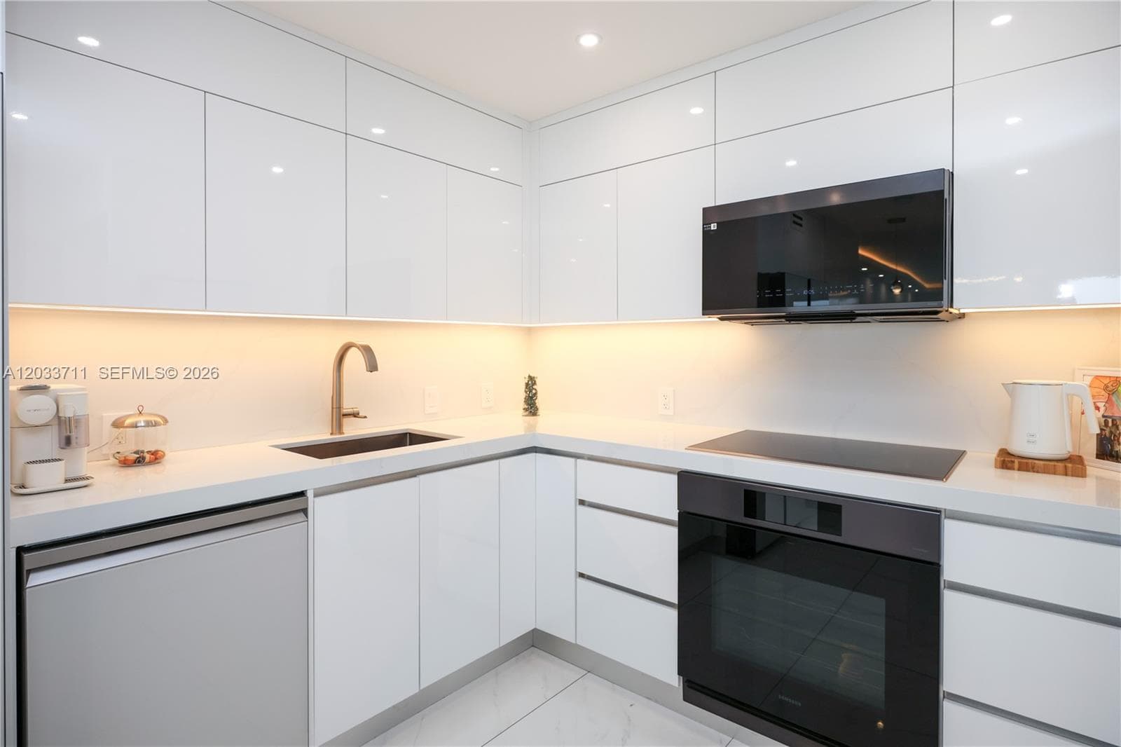 100 Bayview Dr # 527, Sunny Isles Beach FL 33160 — 24