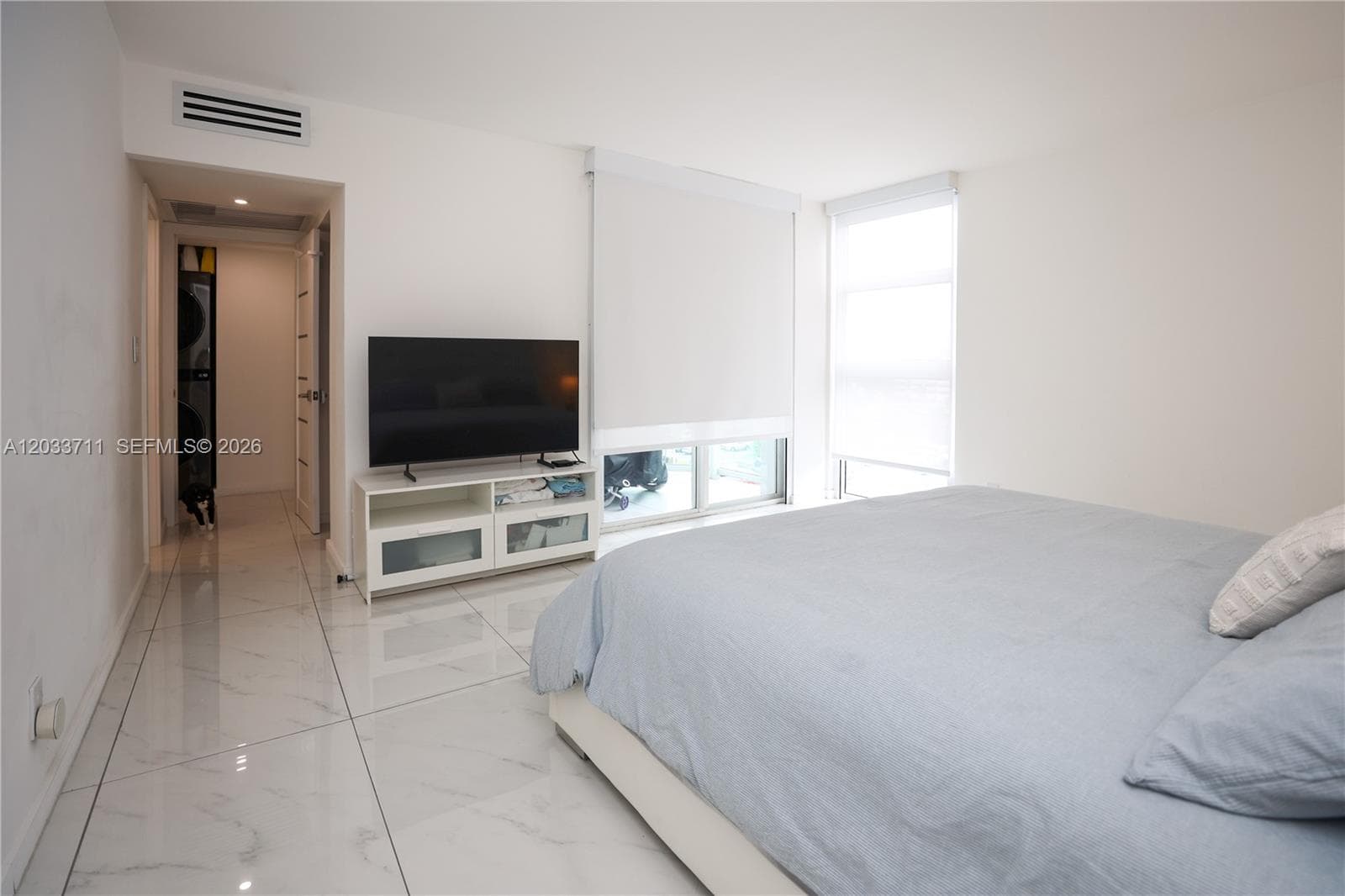 100 Bayview Dr # 527, Sunny Isles Beach FL 33160 — 65