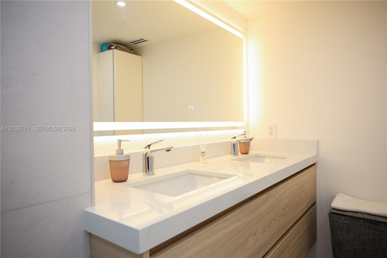 100 Bayview Dr # 527, Sunny Isles Beach FL 33160 — 58