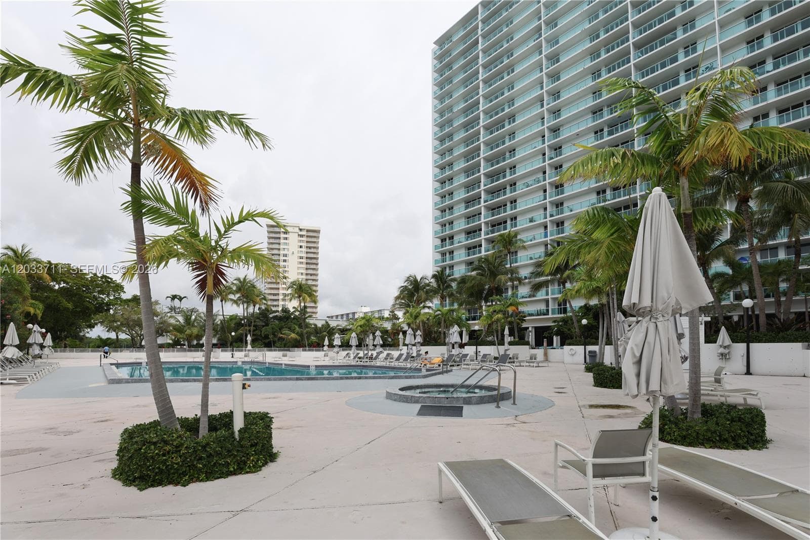100 Bayview Dr # 527, Sunny Isles Beach FL 33160 — 74