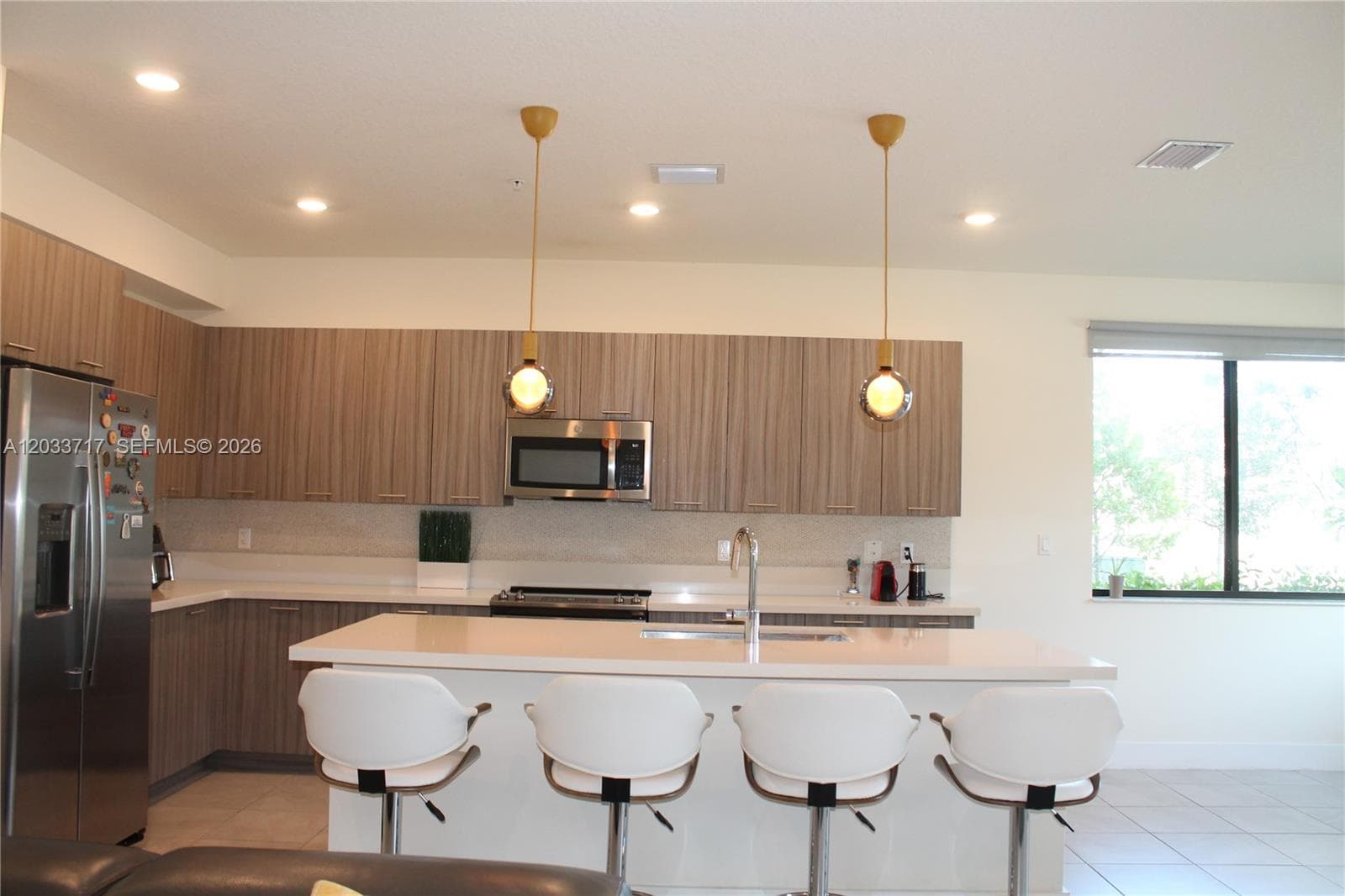 8265 NW 41 ST # 110, Doral FL 33166 — 2