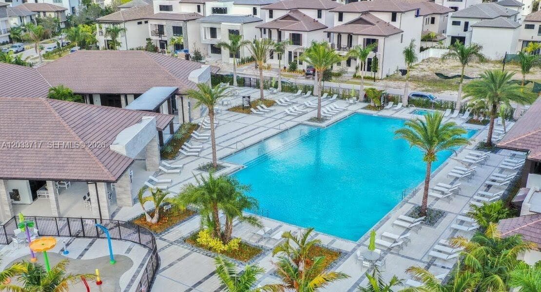 8265 NW 41 ST # 110, Doral FL 33166 — 22