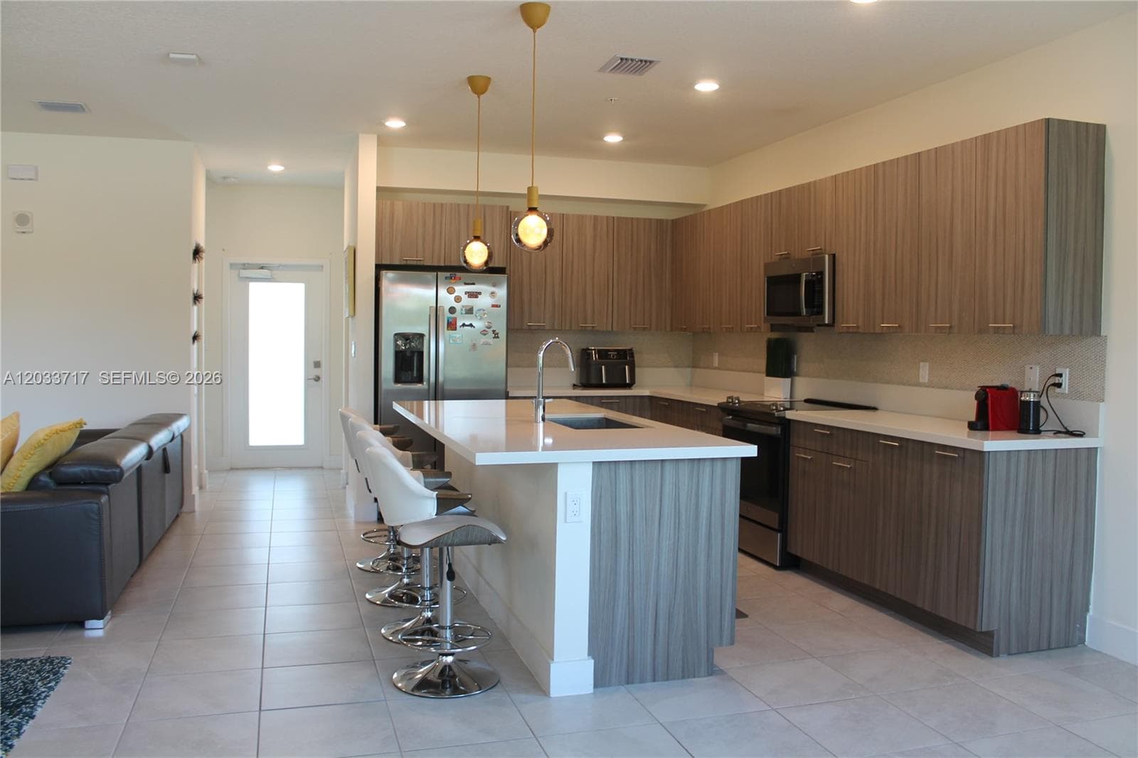 8265 NW 41 ST # 110, Doral FL 33166 — 4