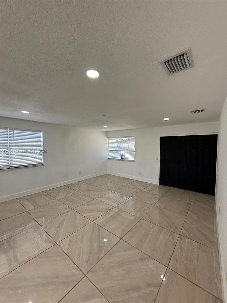 1749 NW 154th St, Miami Gardens FL 33054 — 11