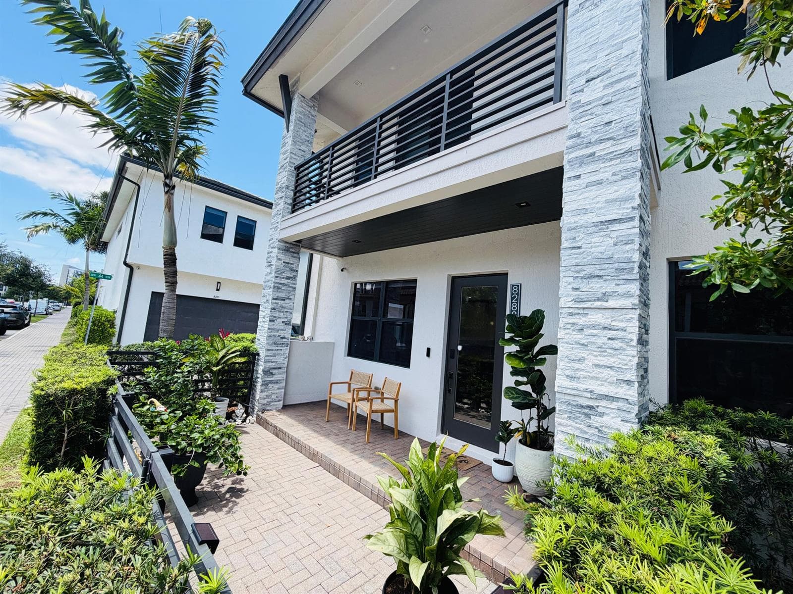 8288 NW 44th Terrace, Doral FL 33166 — 12