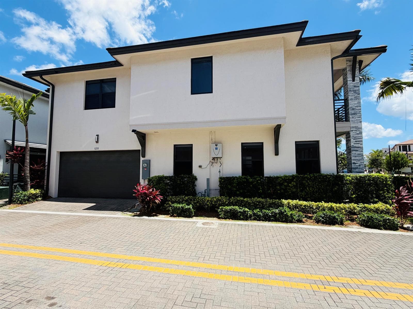 8288 NW 44th Terrace, Doral FL 33166 — 5