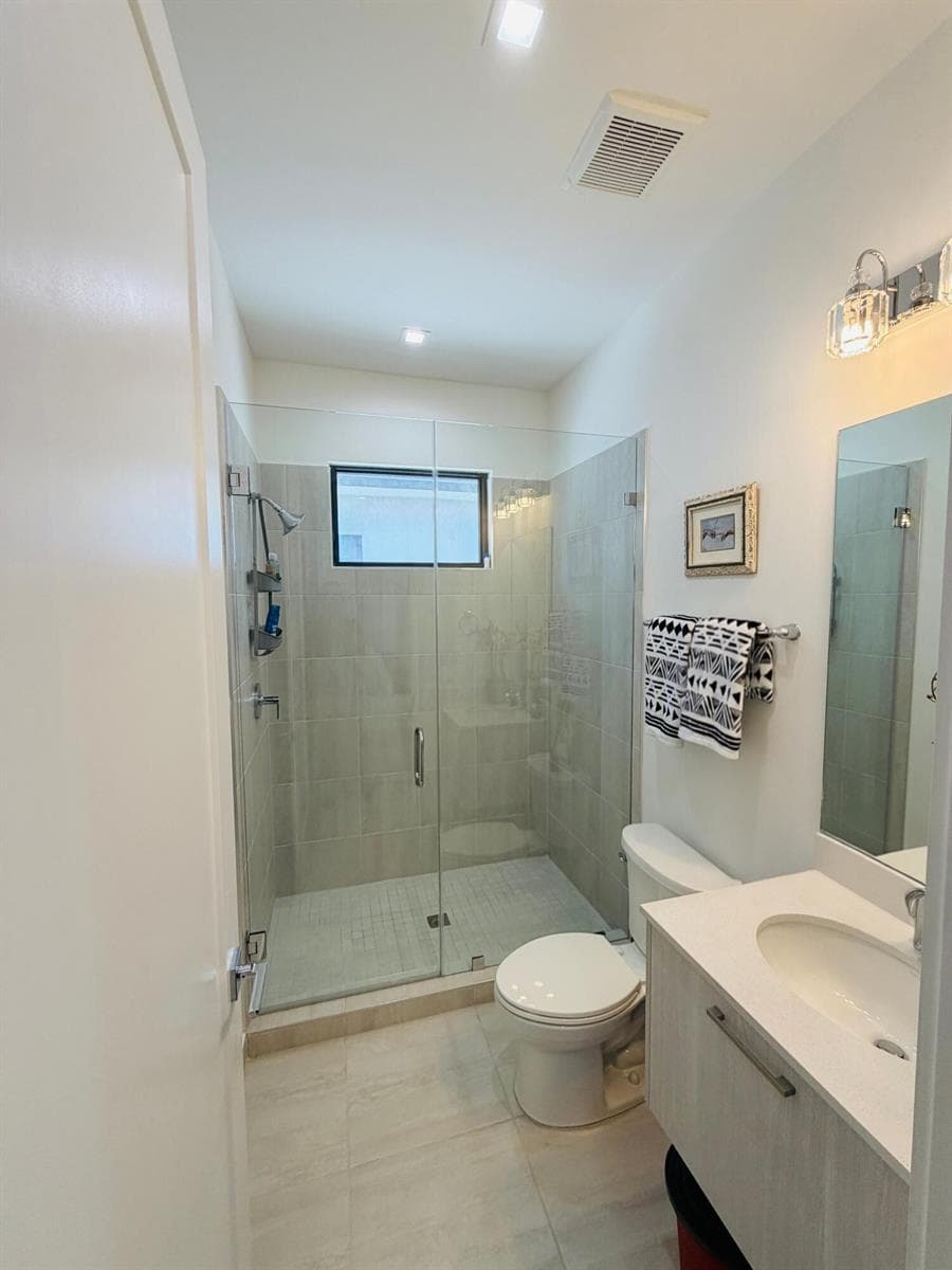 8288 NW 44th Terrace, Doral FL 33166 — 45