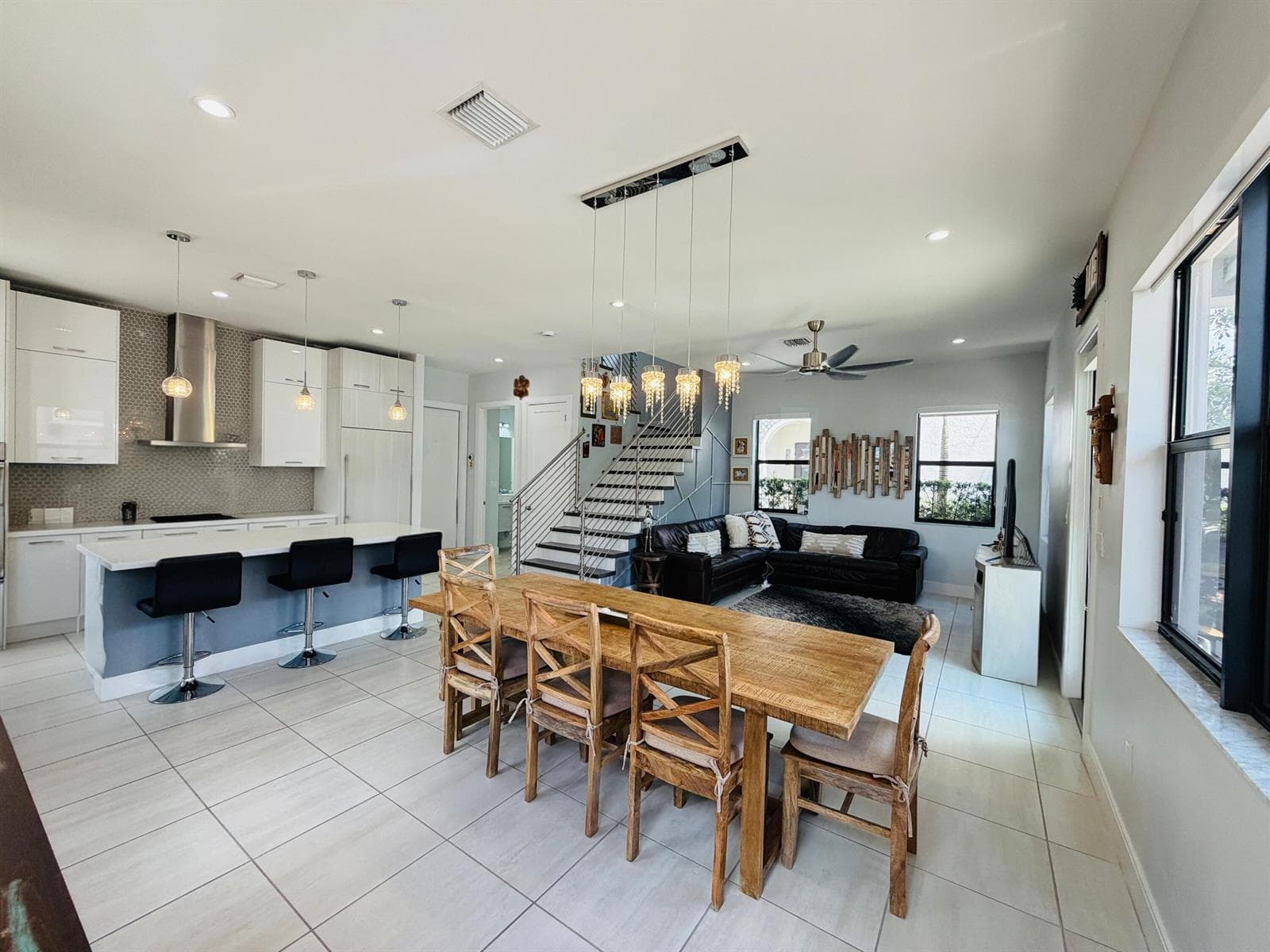8288 NW 44th Terrace, Doral FL 33166 — 15