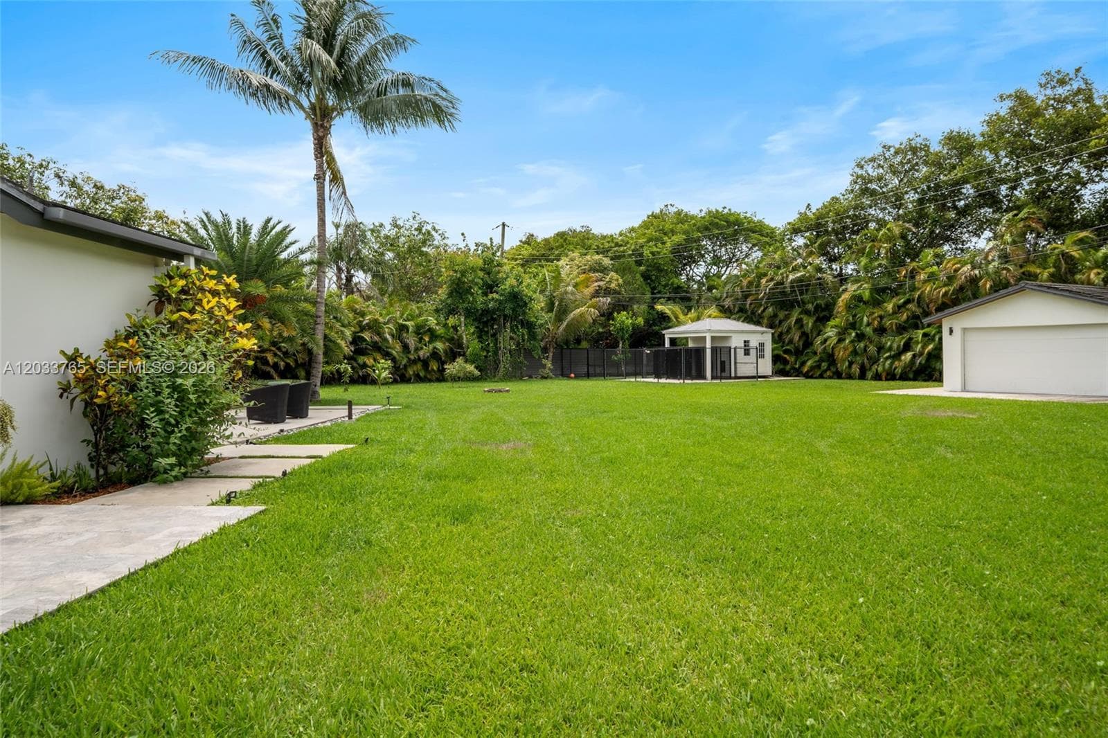 8535 SW 100th Ave, Miami FL 33173 — 34