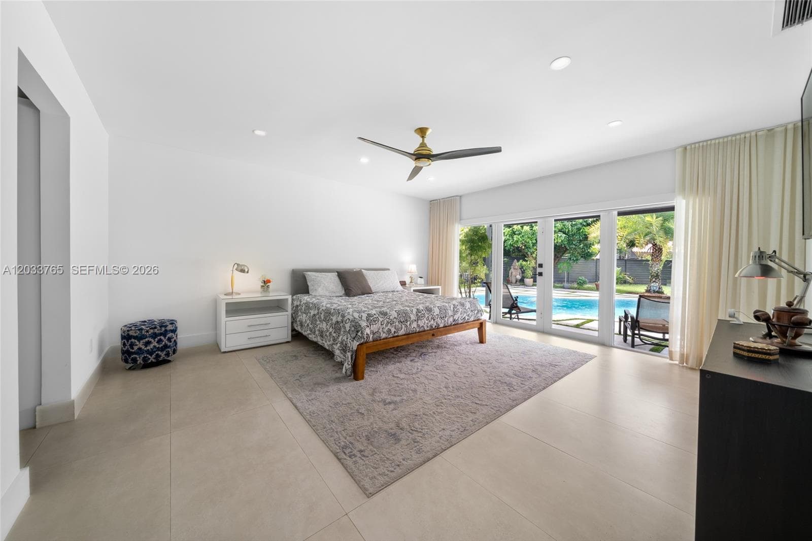 8535 SW 100th Ave, Miami FL 33173 — 18