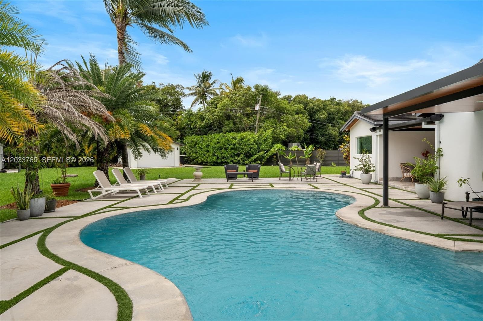 8535 SW 100th Ave, Miami FL 33173 — 29