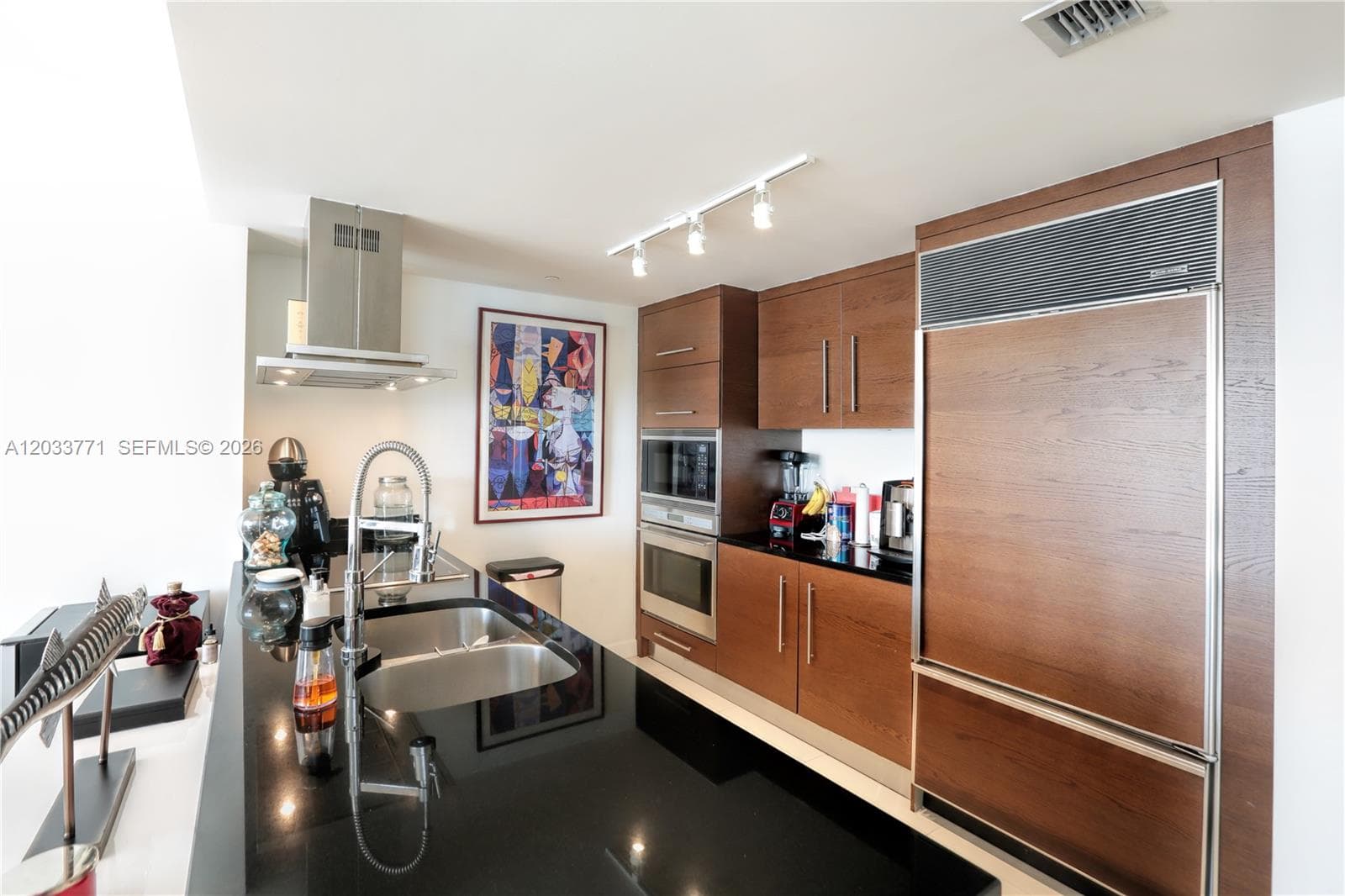 495 Brickell Ave # 4703, Miami FL 33131 — 5