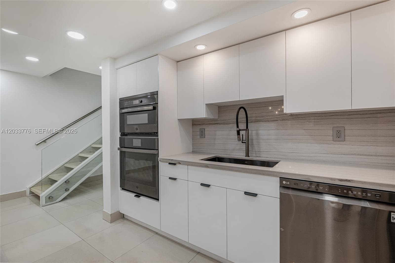 8411 SW 208th Ter, Cutler Bay FL 33189 — 15