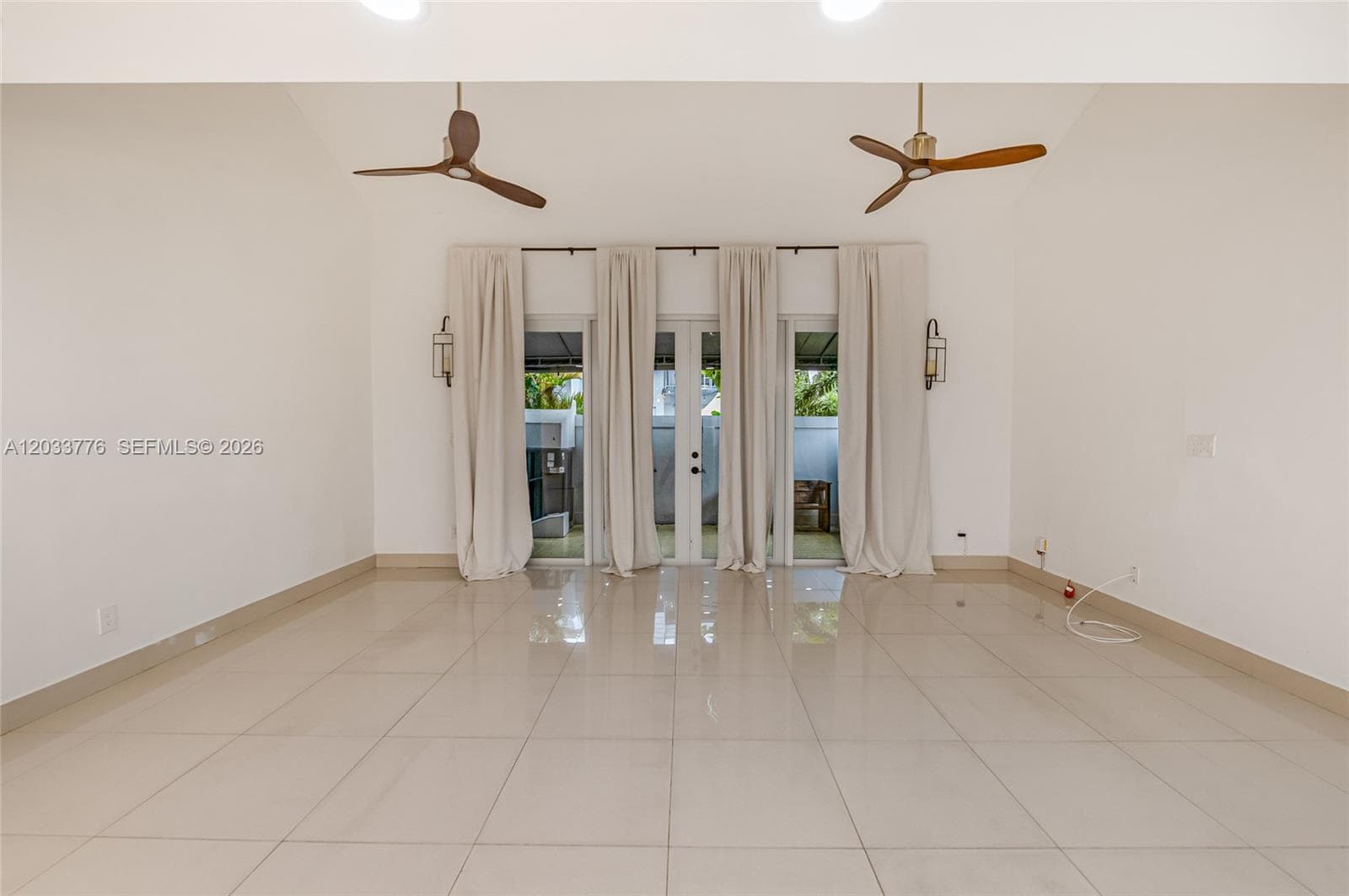 8411 SW 208th Ter, Cutler Bay FL 33189 — 11