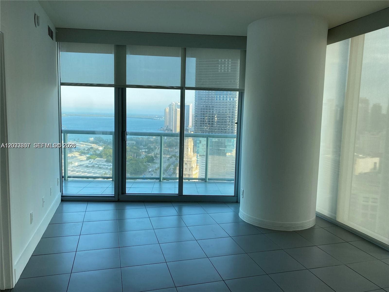 888 Biscayne Blvd # 3001, Miami FL 33132 — 12