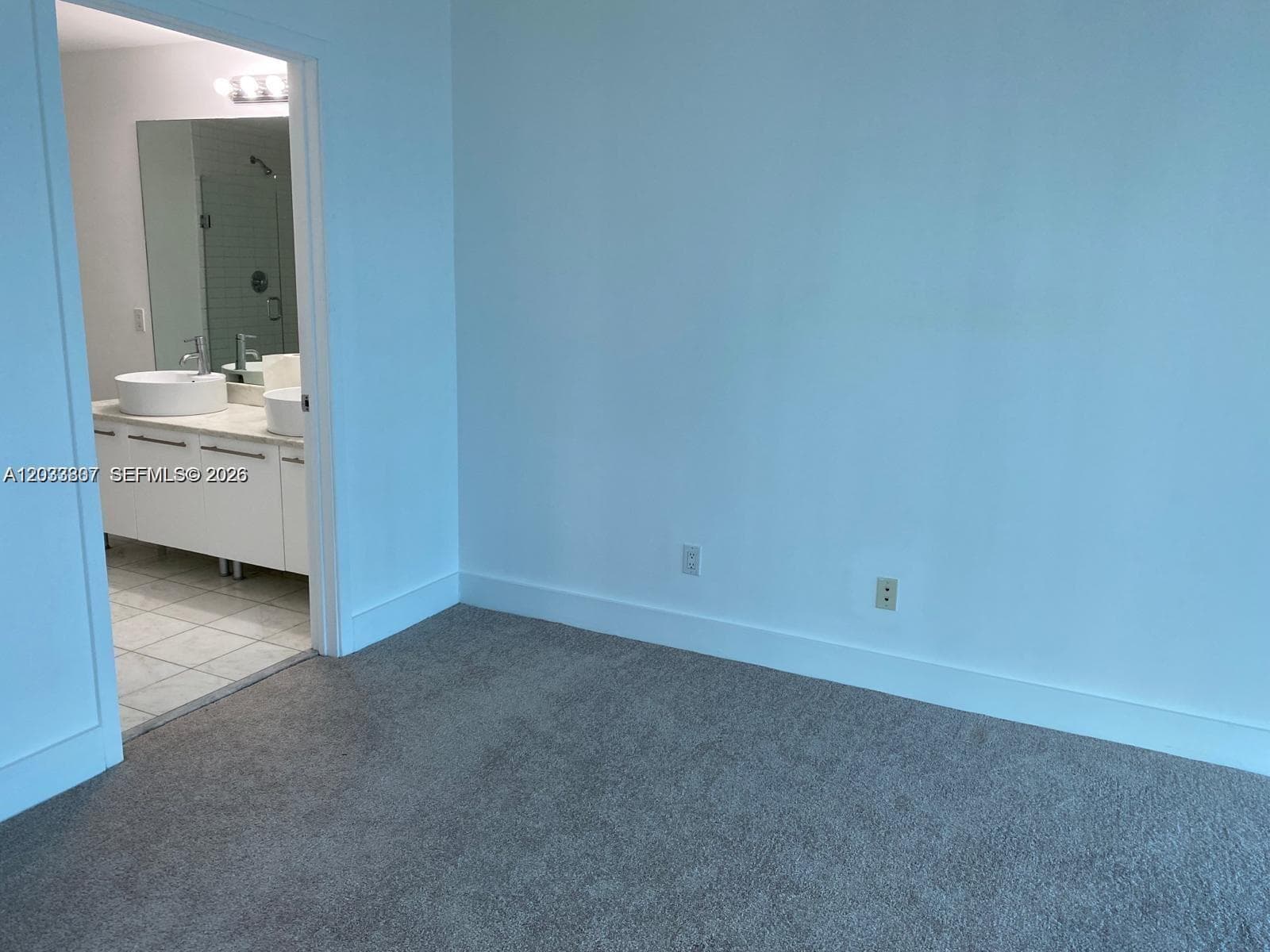 888 Biscayne Blvd # 3001, Miami FL 33132 — 15
