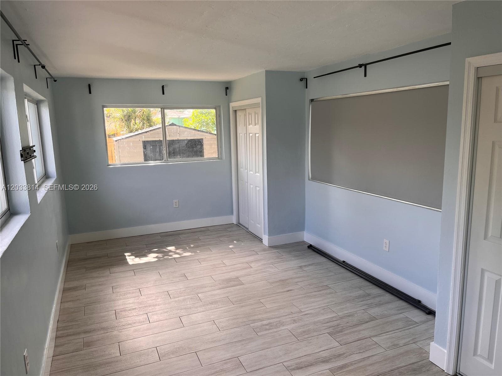 1860 NW 52 ST, Miami FL 33142 — 13