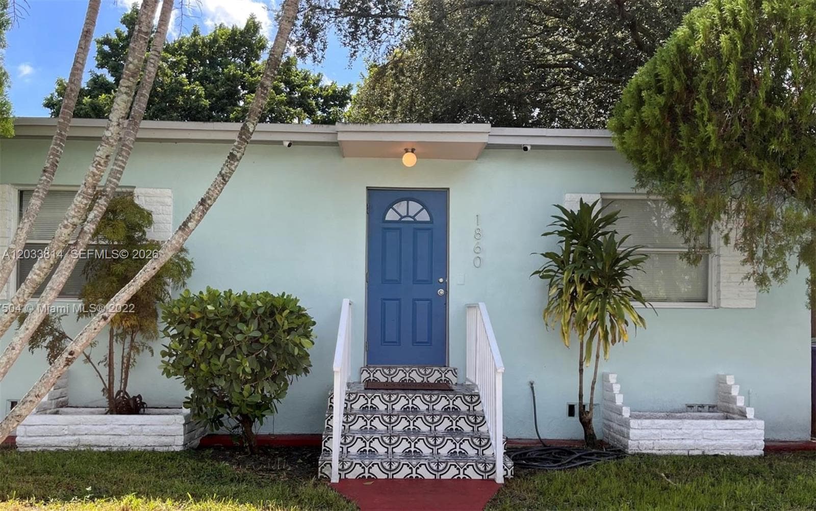 1860 NW 52 ST, Miami FL 33142 — 1