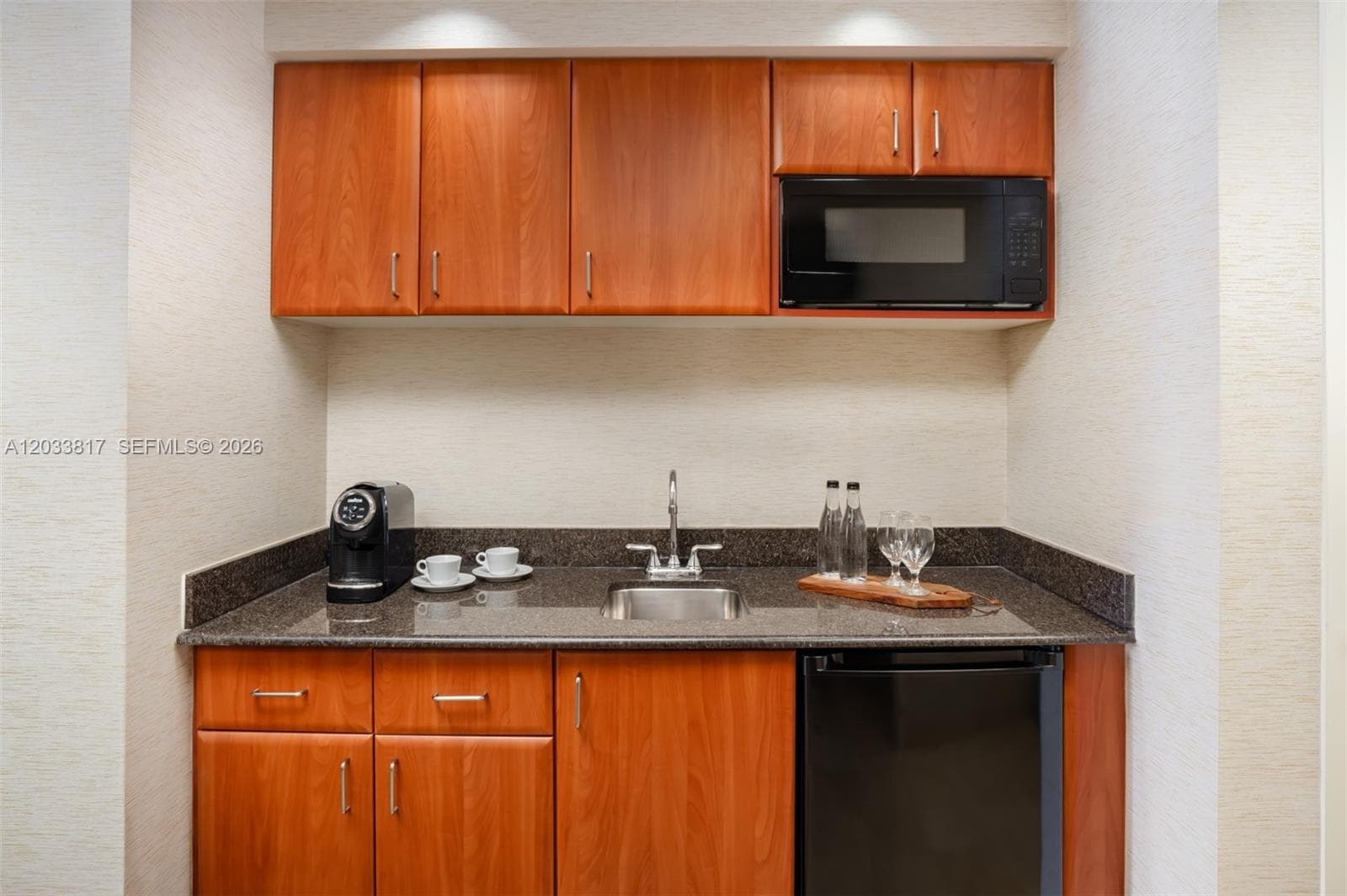 18001 Collins Ave # 1711, Sunny Isles Beach FL 33160 — 2