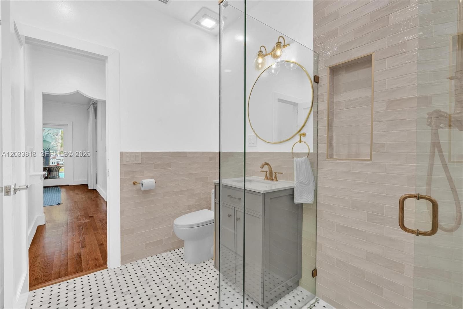 924 Belle Meade Island Dr, Miami FL 33138 — 16