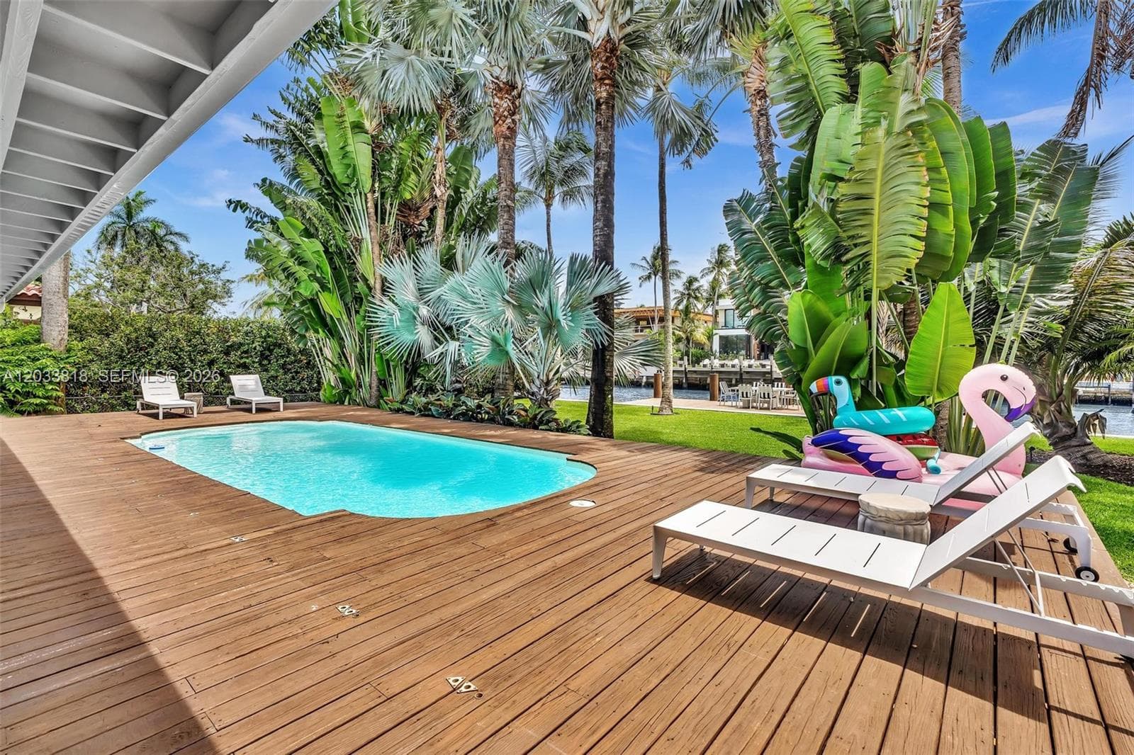 924 Belle Meade Island Dr, Miami FL 33138 — 5