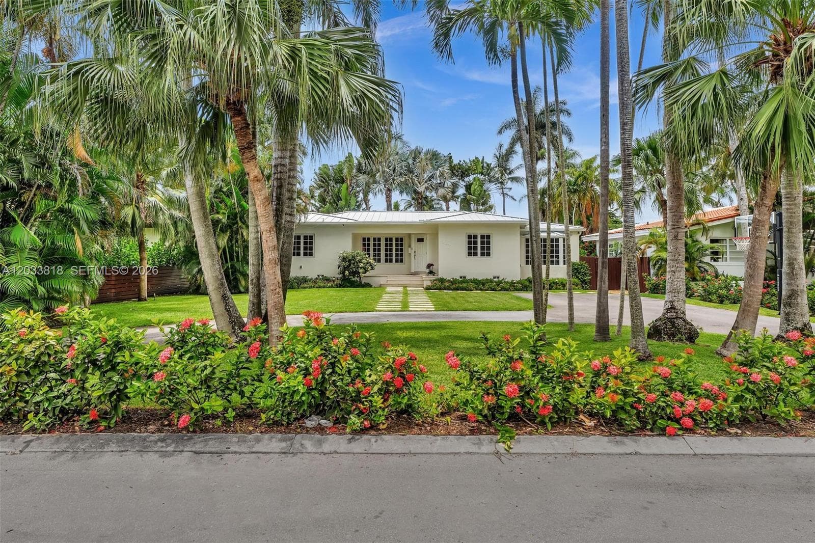 924 Belle Meade Island Dr, Miami FL 33138 — 25