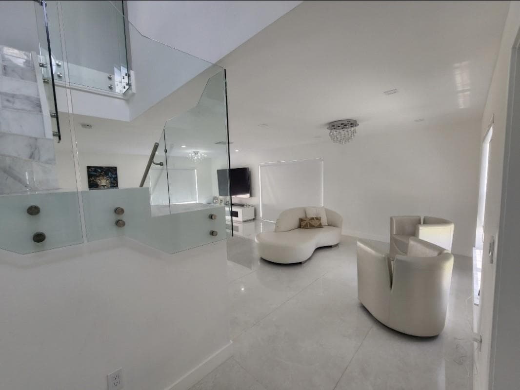 9706 NW 51st Terrace, Doral FL 33178 — 2