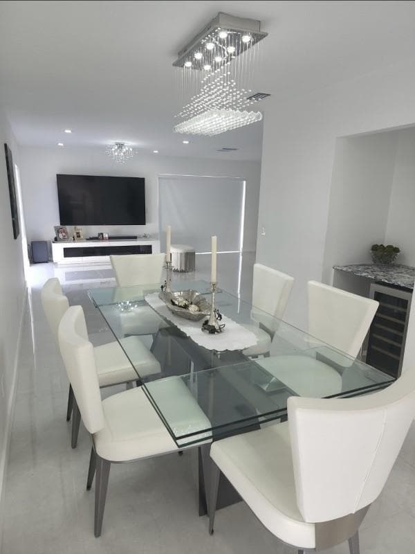 9706 NW 51st Terrace, Doral FL 33178 — 5