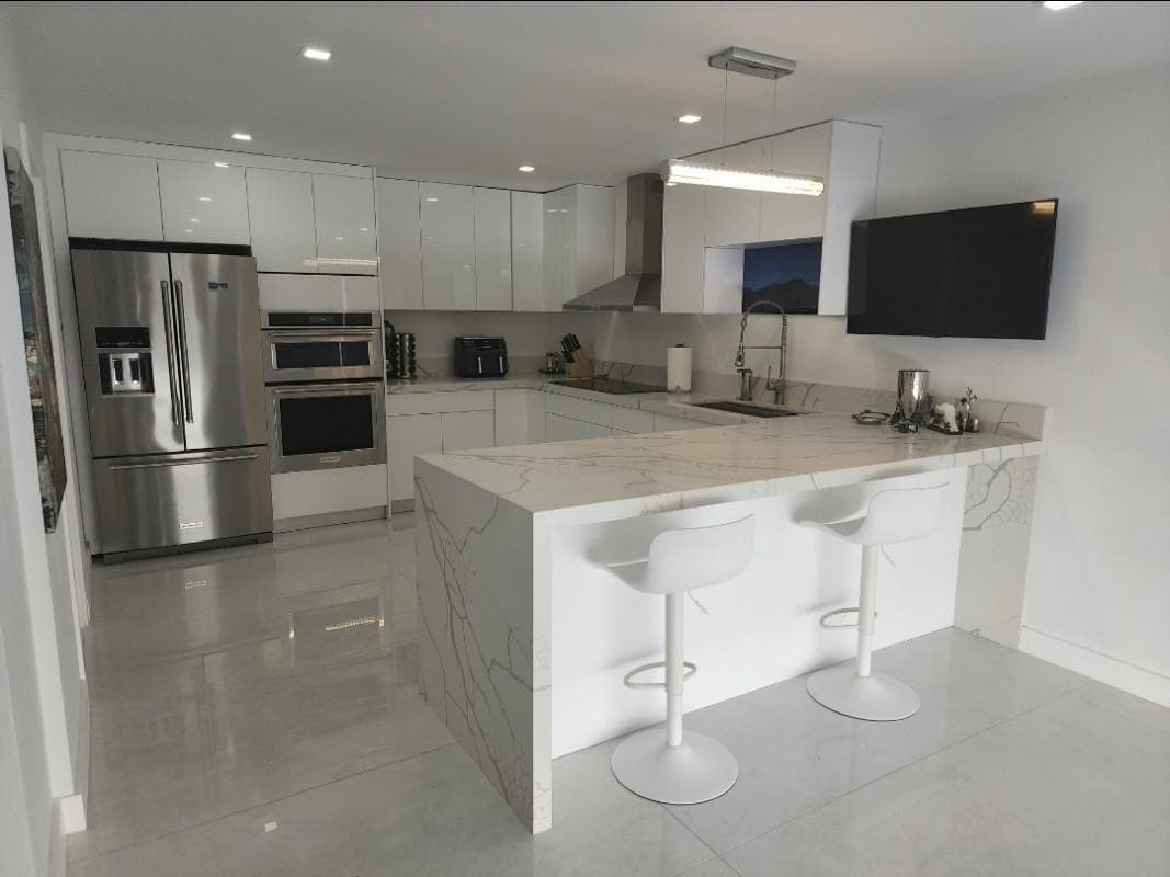 9706 NW 51st Terrace, Doral FL 33178 — 4