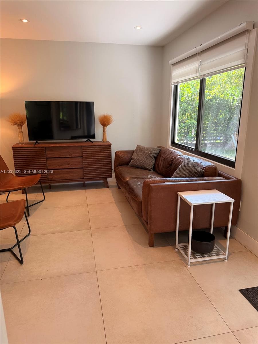 360 NW 40th STREET # 0, Miami FL 33127 — 7