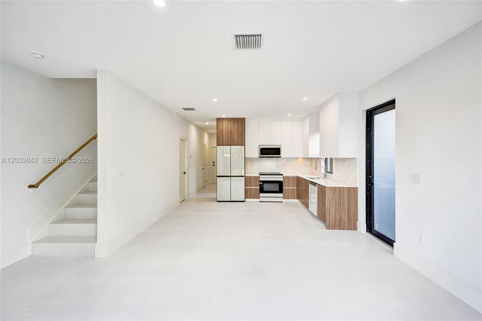 119 NE 118th St, Miami FL 33161 — 9
