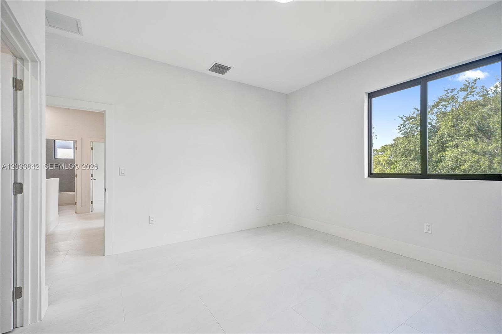 119 NE 118th St, Miami FL 33161 — 24
