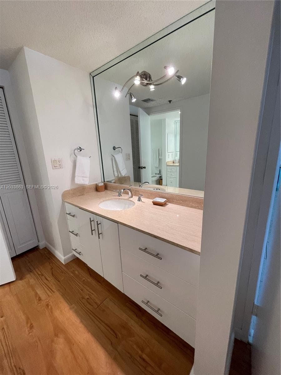 251 Crandon Blvd # 338, Key Biscayne FL 33149 — 18