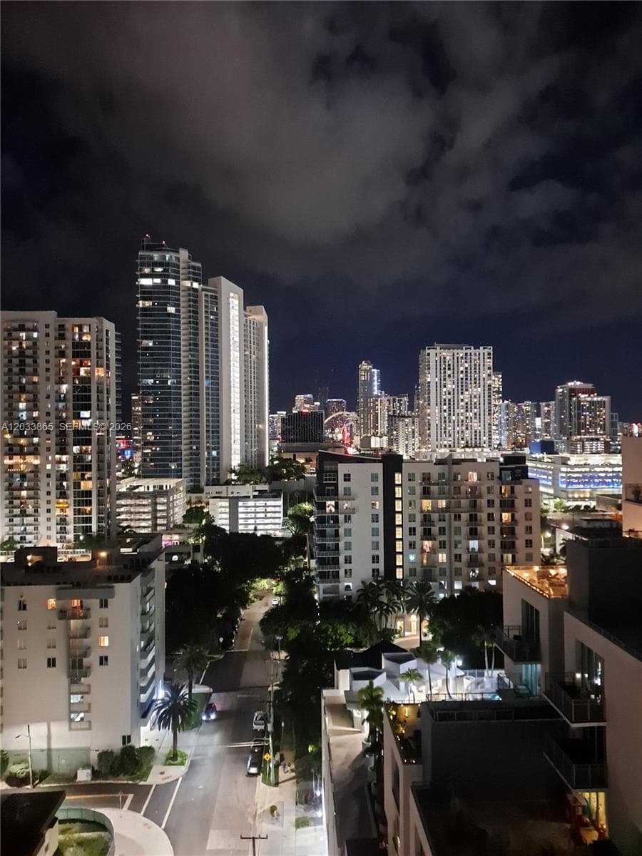 333 NE 24th St # 1712, Miami FL 33137 — 32