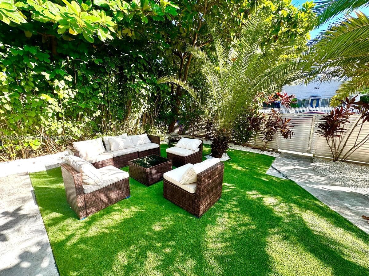 11 NW 47th Ter, Miami FL 33127 — 5