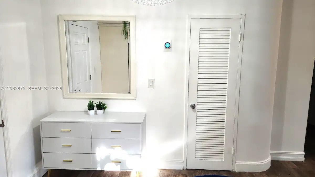11 NW 47th Ter, Miami FL 33127 — 15